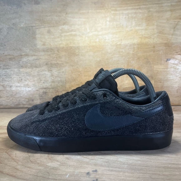 Nike SB Blazer Grant Taylor Womens Sz 7.5 Shoes Black Anthracite 704939-002 - Picture 3 of 9